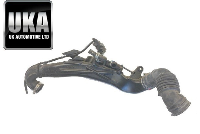 2018 TOYOTA AURIS VVT-I 1.2 TURBO AIR INTERCOOLER BOOST PIPE HOSE 17301-47010