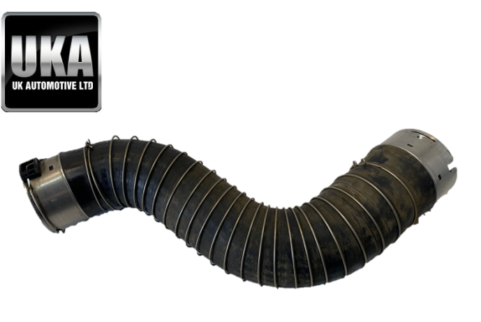 2017 BMW 420 F33 2.0 DIESEL M SPORT AIR INTAKE/INTERCOOLER PIPE 521629A