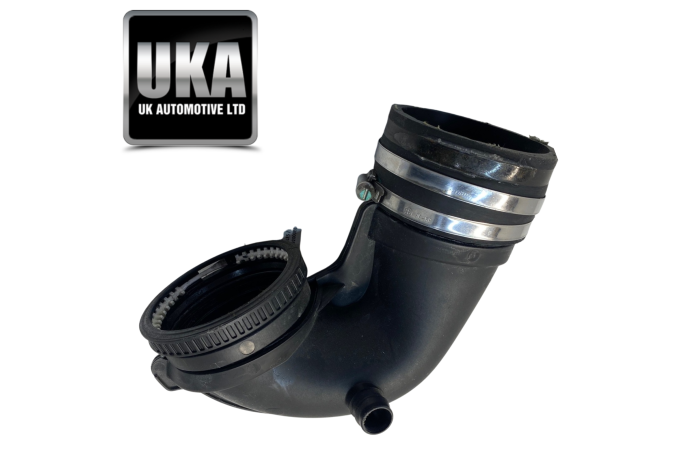 HOSE 8057992 BMW M4 3.0 F83 PETROL 2018 EURO 6 AIR INTAKE PIPE