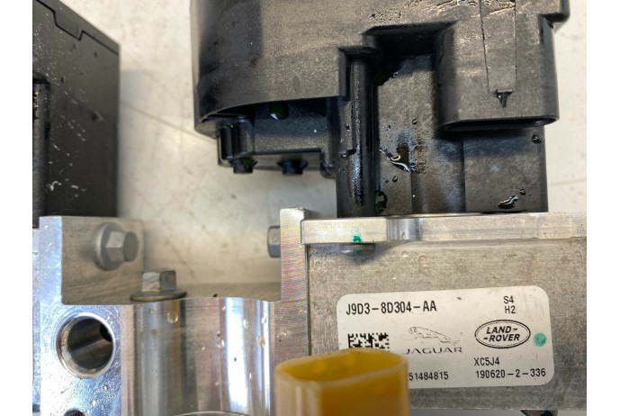 AIR CON VALVE JAGUAR IPACE I-PACE PUMP 2020 J9D3-8D304-AA J9D3-6C582-CA 1,000M
