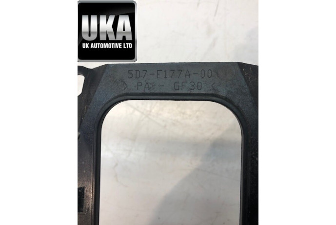 2017 YAMAHA MT 125CC ABS REAR INFIL PLASTIC SEAT SUPPORT TRAY 5D7 F177A 00