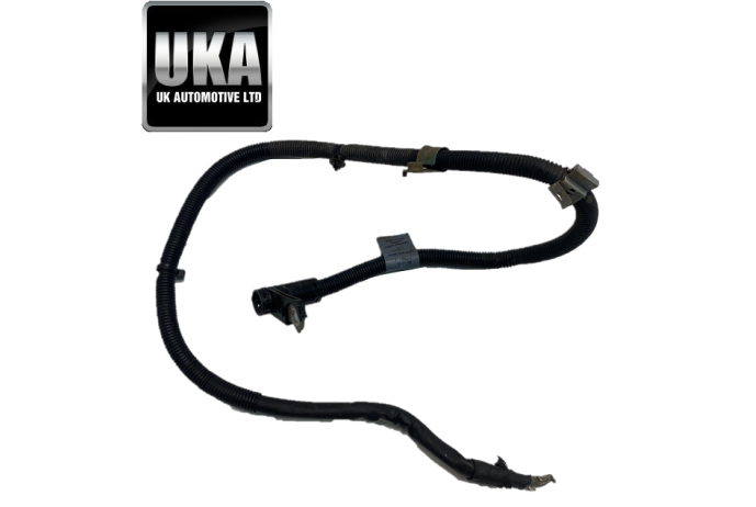 2017 MERCEDES A200D 2.1 TURBO DIESEL BATTERY CABLE LOOM A2465405933