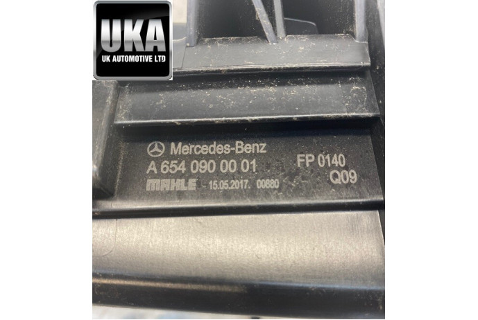 AIR BOX A6540900001 MERCEDES E CLASS E220D AIR FILTER HOUSING
