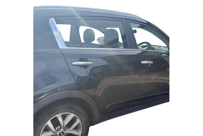 DOOR KIA SPORTAGE MK3 DRIVERS REAR RIGHT IN BLACK E6 2016