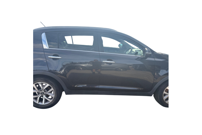 DOOR KIA SPORTAGE MK3 DRIVERS FRONT RIGHT IN BLACK E6 2016