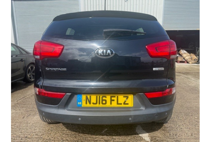 TAILGATE KIA SPORTAGE MK3 REAR BOOT LID DOOR TAIL GATE BOOTLID E6 2016