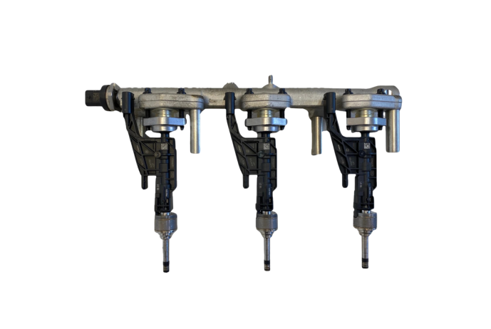 FUEL INJECTORS BMW MINI COOPER F56 1.5 PETROL RAIL 2018 8656548 8665631