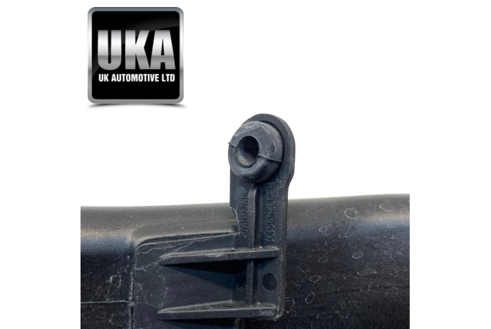 HOSE 7846246 BMW M4 3.0 F83 PETROL 2018 EURO 6 AIR INTAKE PIPE