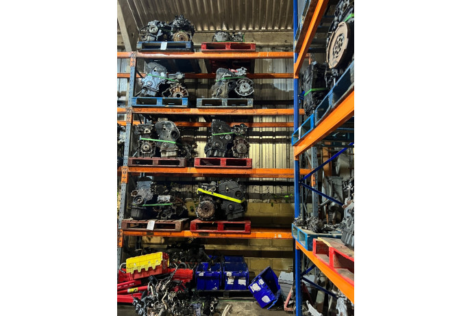 ENGINE FORD TRANSIT 2.2 EURO 5 RWD SPARES REPAIR CORE NON RUNNER REBUILD DAMAGED