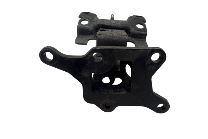 ENGINE MOUNT NISSAN NAVARA 2.3 DCI MOUNTING LEFT 2017 NP300 2015-2022