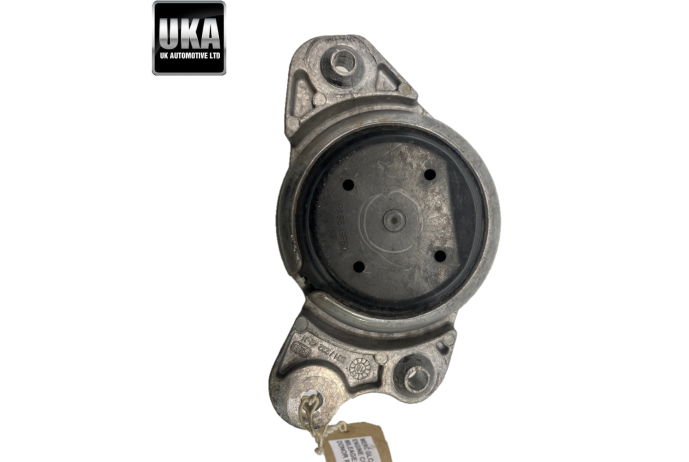 2018 MERCEDES GLC 220 2.1 CDI LEFT ENGINE MOUNT A2052407800 NEARSIDE