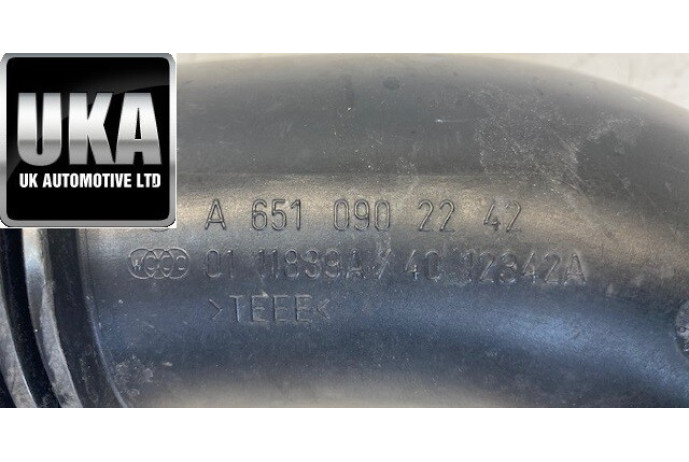 2015 MERCEDES A CLASS 2.1 DIESEL AIR INTAKE PIPE A6510902242