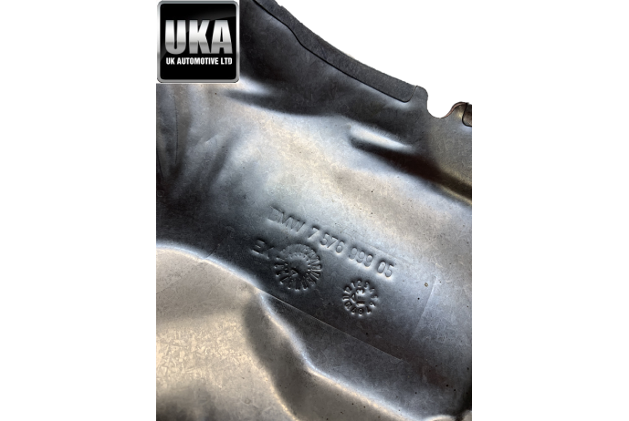 2014 BMW 650I F12 F13 4.4 TWIN TURBO V8 RIGHT SIDE TURBO HEAT SHIELD 757699905