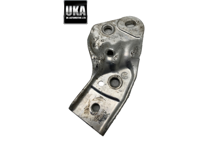 SUBFRAME BRACKET A2053230240 MERCEDES GLC 220D 2018 FRONT SUBFRAME BRACKET