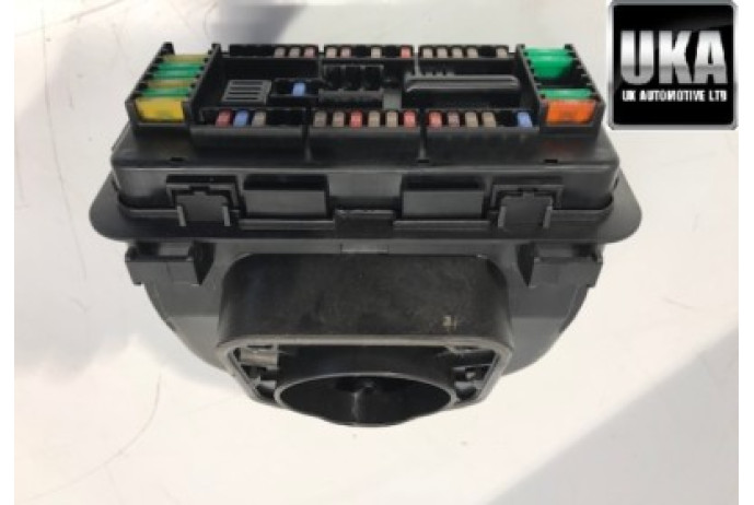 2016 BMW M4 4 SERIES F83 UNDER BONNET FUSE BOX BOARD WITH FUSES AS SHOWN