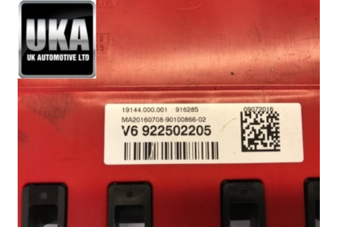 2016 BMW M4 4 SERIES F83 POWER DISTRIBUTION MODULE BOX RELAY 922502205