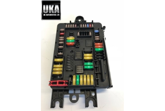 2016 BMW M4 4 SERIES F83 INTERIOR FUSE BOARD BOX 9389070