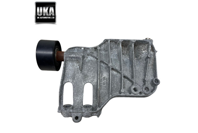 BRACKET 64557585167 BMW M3 M4 3.0 F80 AC AIR CON COMPRESSOR PUMP MOUNT MOUNTING