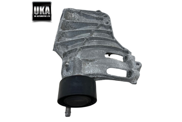 BRACKET 64557585167 BMW M3 M4 3.0 F80 AC AIR CON COMPRESSOR PUMP MOUNT MOUNTING