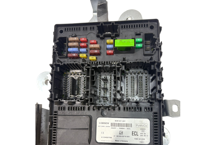 BCM HU5T-15604-ECL FORD FIESTA MK8 BODY CONTROL MODULE ECU 2017-2021