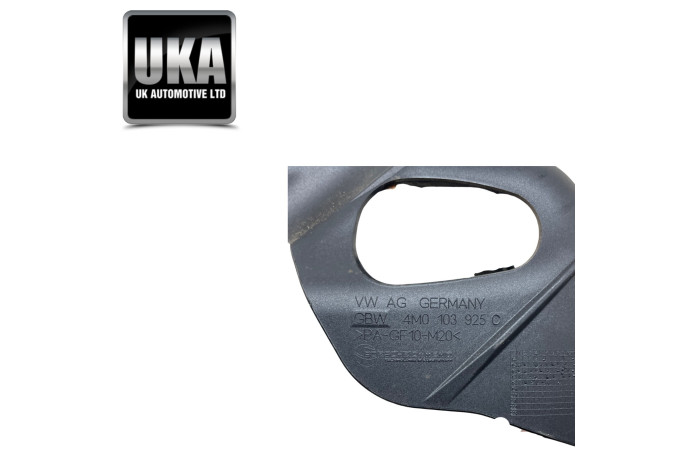 COVER 4M0103925C AUDI Q7 3.0 TDI S LINE 2018 AIR INTAKE MANIFOLD COVER