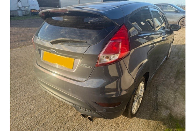 TAILGATE FORD FIESTA MK7 ZETEC S BOOT LID WITH SPOILER IN MIDNIGHT SKY GREY