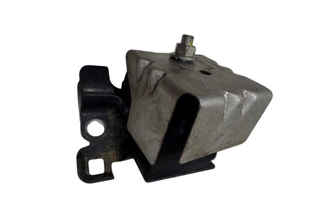 ENGINE MOUNT NISSAN NAVARA 2.3 DCI MOUNTING RIGHT 2017 NP300 2015-2022