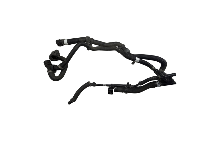 HOSES K8D2-18K579-AC LAND ROVER EVOQUE 2.0 MHEV COOLANT HOSE PIPE 13,031M 2019