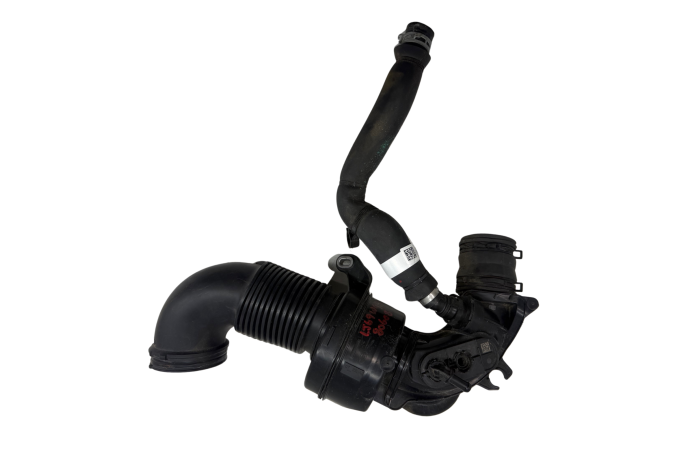HOSE LK72-9C623-AA LAND ROVER EVOQUE 2.0 MHEV INLET INTAKE AIR PIPE 13,031M 2019