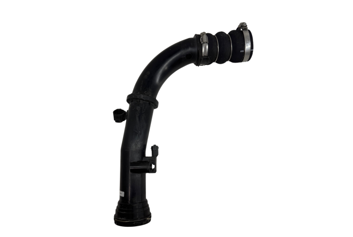 PIPE LK72-6K863-AA LAND ROVER EVOQUE 2.0 MHEV AIR INTAKE HOSE BOOST 13,031M 2019