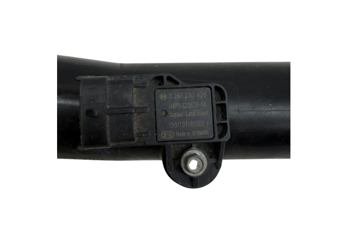 PIPE LK72-6K863-AA LAND ROVER EVOQUE 2.0 MHEV AIR INTAKE HOSE BOOST 13,031M 2019