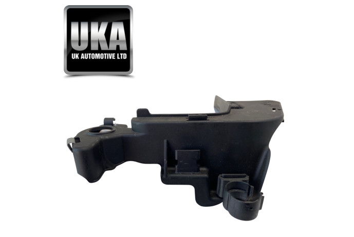 BRACKET 7848491 BMW M4 3.0 PETROL 2017 AIR INTAKE