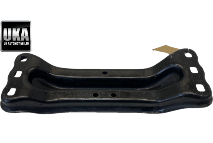MOUNT A2052401702 MERCEDES C63 4.0 AMG V8 2018 TURBO GEARBOX SUPPORT BRACKET
