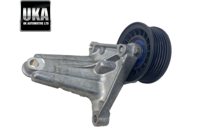 PULLEY A2762340639 MERCEDES BENZ  C 43 3.0 V6 AMG IDLER GUIDE BRACKET 2018