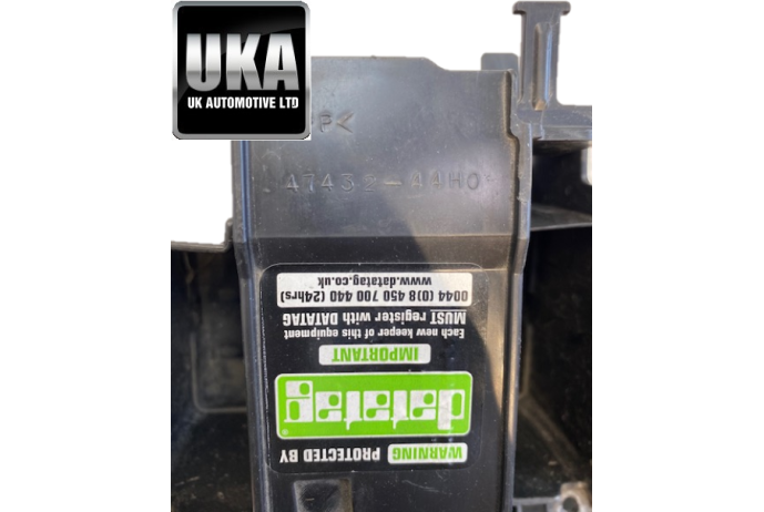 BATTERY BOX 47432-44H0 SUZUKI SFV 650 AL5 650CC GLADIUS 2015