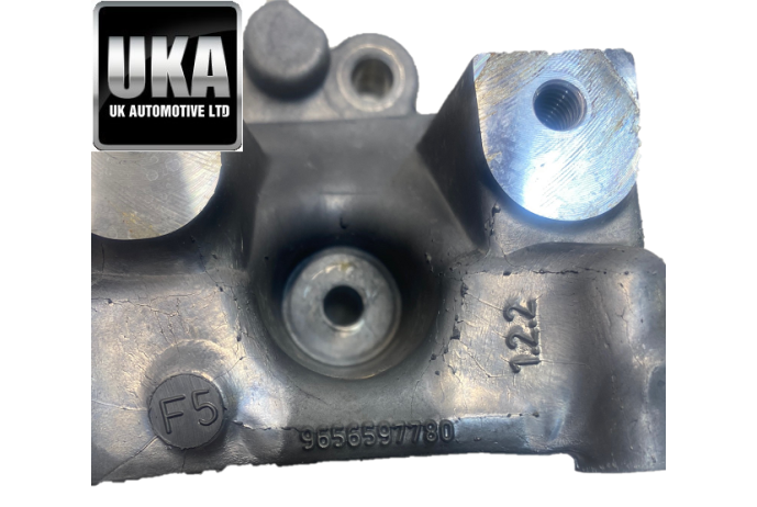 BRACKET 9656597780 RANGE ROVER EVOQUE 2.2 DIESEL FUEL FILTER MOUNT MOUNTING