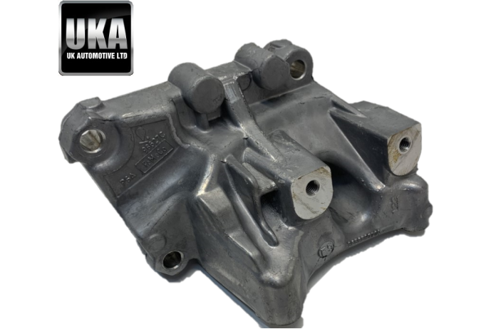 MOUNT 9656597780 RANGE ROVER EVOQUE 2.2 SD4 ENGINE MOUNTING BRACKET
