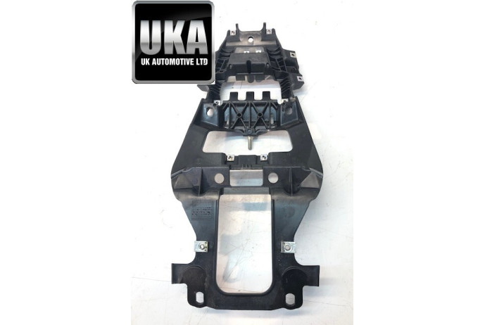 2017 YAMAHA MT 125CC ABS REAR INFIL PLASTIC SEAT SUPPORT TRAY 5D7 F177A 00
