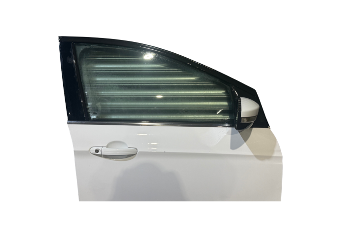 DOOR FORD KUGA MK2 FRONT DRIVERS RIGHT IN WHITE 2016-2019
