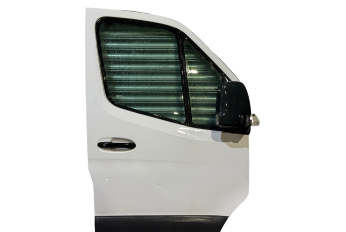 DOOR MERCEDES SPRINTER DRIVERS RIGHT DRIVER FRONT IN WHITE 2018-2024