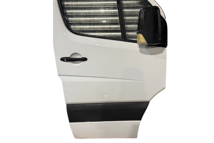 DOOR MERCEDES SPRINTER DRIVERS RIGHT DRIVER FRONT IN WHITE 2014-2018