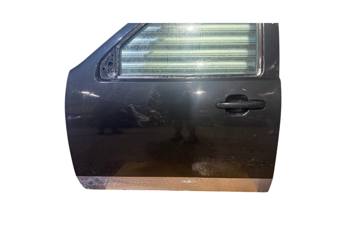 DOOR FORD RANGER PASSENGER FRONT LEFT IN BLACK 2006-2011
