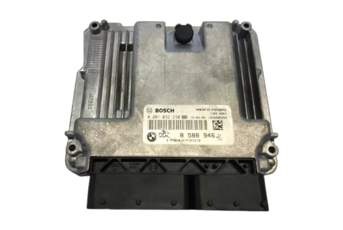 ECU 8588946 BMW X3 2.0 2015 F25 DIESEL ENGINE MANAGEMENT ECU B47D20A