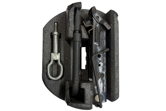 TOOL KIT FORD FIESTA MK8 JACK WHEEL BRACE TOW EYE 2017-2021