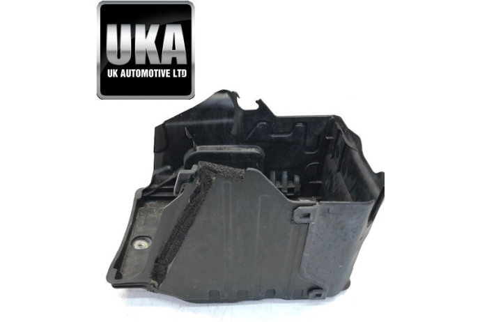 BOX 6G9N-10757-AF RANGE ROVER EVOQUE 2.0 TD4 GENUINE ENGINE BATTERY 2015