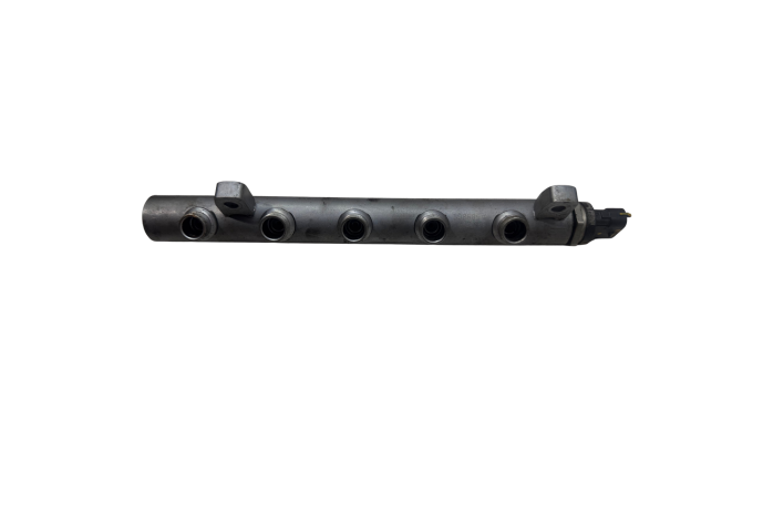 FUEL RAIL 175210542R RENAULT TRAFFIC VAUXHALL VIVARO 1.6 DCI DIESEL 2015 2016