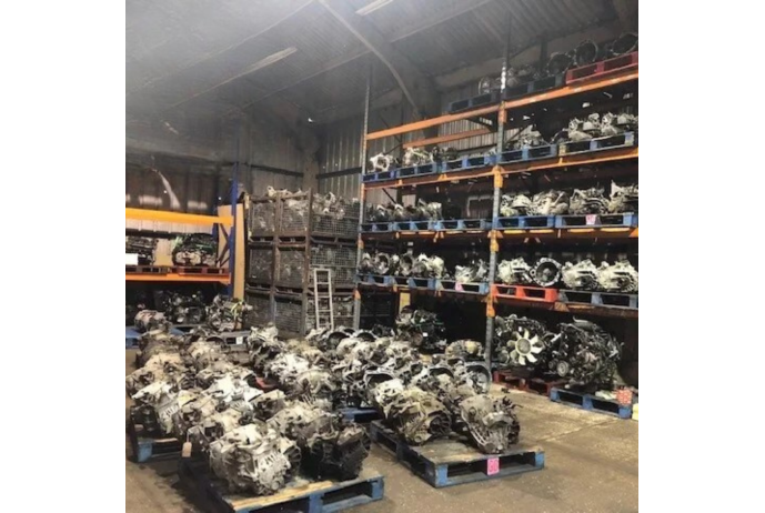 GEARBOX FV4R-7002-CCA FORD KUGA 2.0 TDCI 6 SPD FWD MANUAL 2016 2019 13K BCP10B4