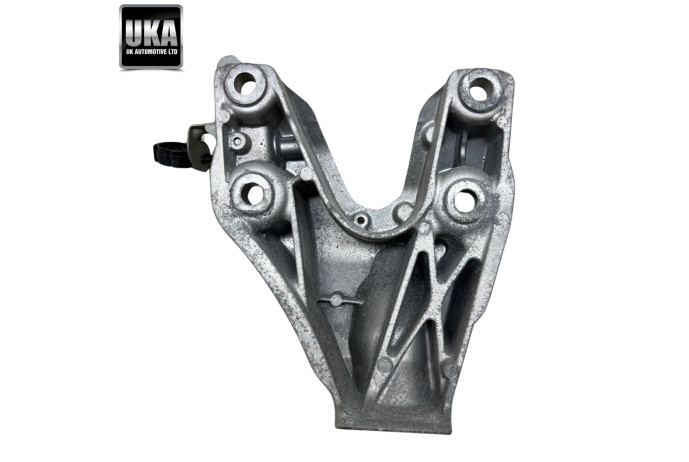 MOUNT 6789093 BMW M3 M4 3.0 F80 ENGINE BRACKET LEFT PASSENGER