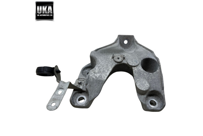 MOUNT 6789093 BMW M3 M4 3.0 F80 ENGINE BRACKET LEFT PASSENGER